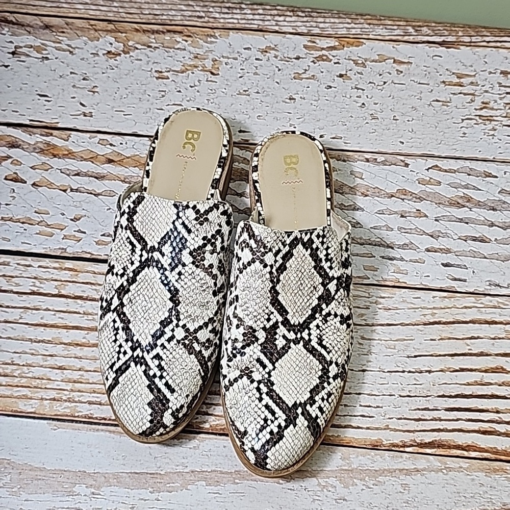 BC Born in California sz 8.5 snake print mules shoes SH274